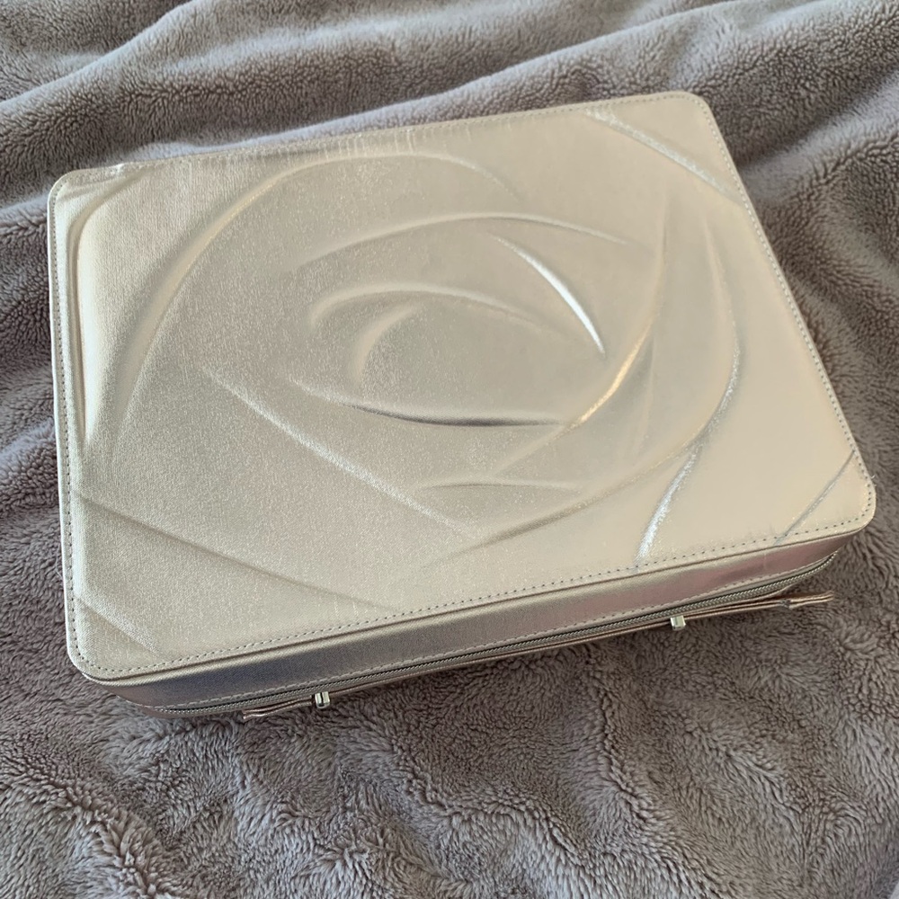 Lancome cosmetic bag - brand new - gold holiday large ❤️